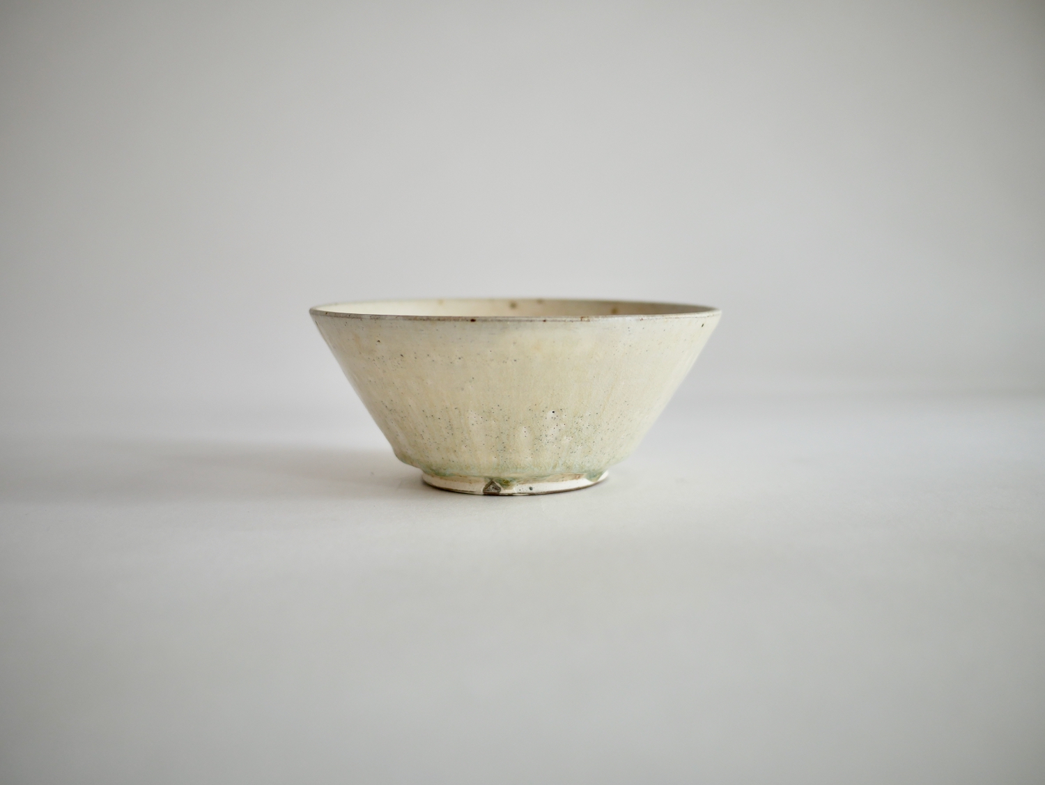 北岡幸士　どんぶりS 灰粉引