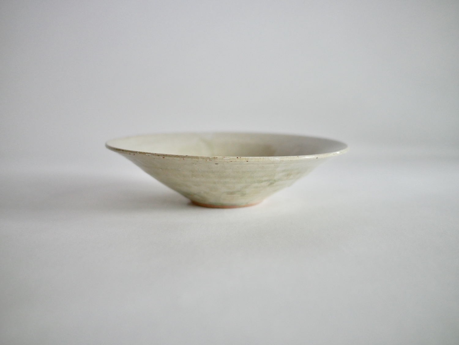 北岡幸士　7寸鉢 淡緑釉