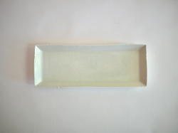 阿部春弥　白磁稜花長方皿