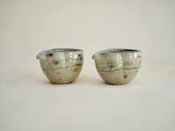 平岡仁　藍彩瓢片口