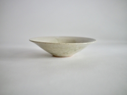 北岡幸士　7寸鉢 淡緑釉