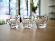 廣島晴弥　サケグラス ラウンドシェイプ