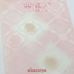 帯揚げ　うすピンク　訪問着　付け下げ　色無地
