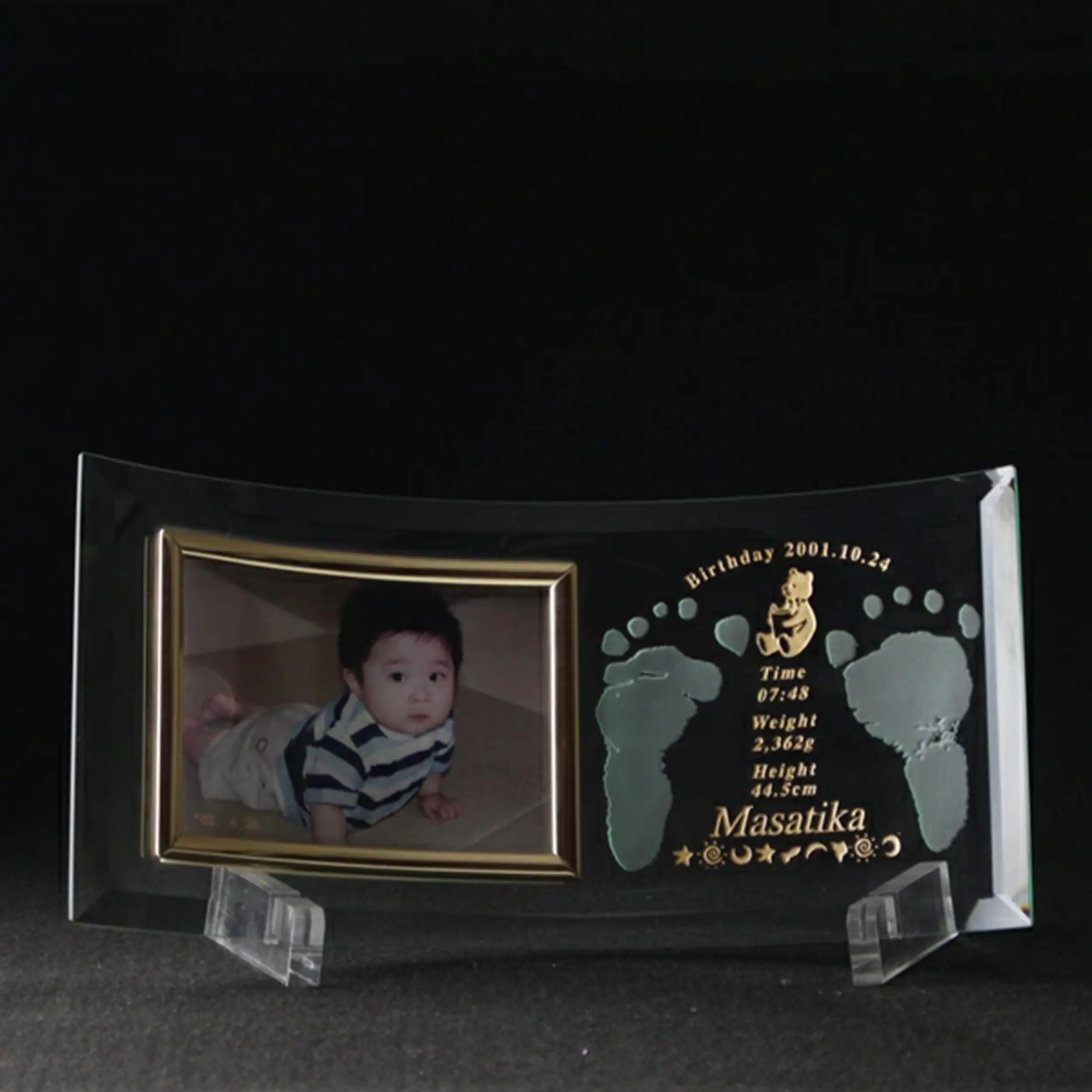 オリジナル彫刻入りのフォトフレーム