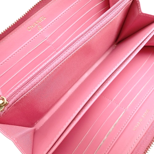 CHANEL マトラッセ ラウンドファスナー 長財布 キャビアスキン