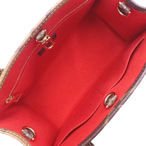 LOUIS VUITTON(ルイ・ヴィトン) モノグラム・ジャイアント