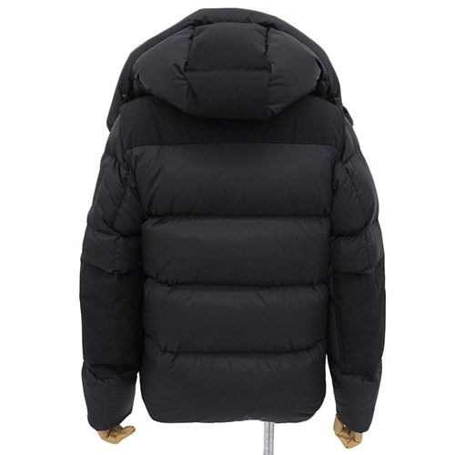 BURBERRY(バーバリー) デタッチャブルスリーブ ダウンジャケット