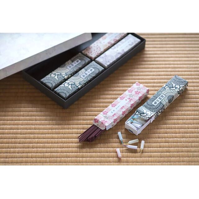 カメヤマ進物　和遊　お線香と?燭セット
