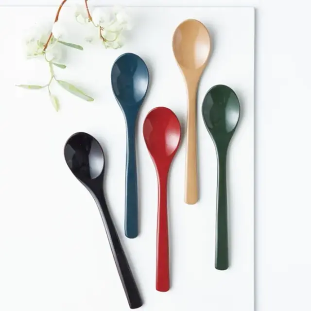 京都 きらら坂 越前塗 うるし スプーン ５色揃 (木製) KL-1705 引出物 結婚 出産 新築 御祝 ギフト プレゼント ランキング 贈答品 贈り物 食器 和陶器 和食器 人気 通販 母の日 父の日 敬老の日 クリスマス