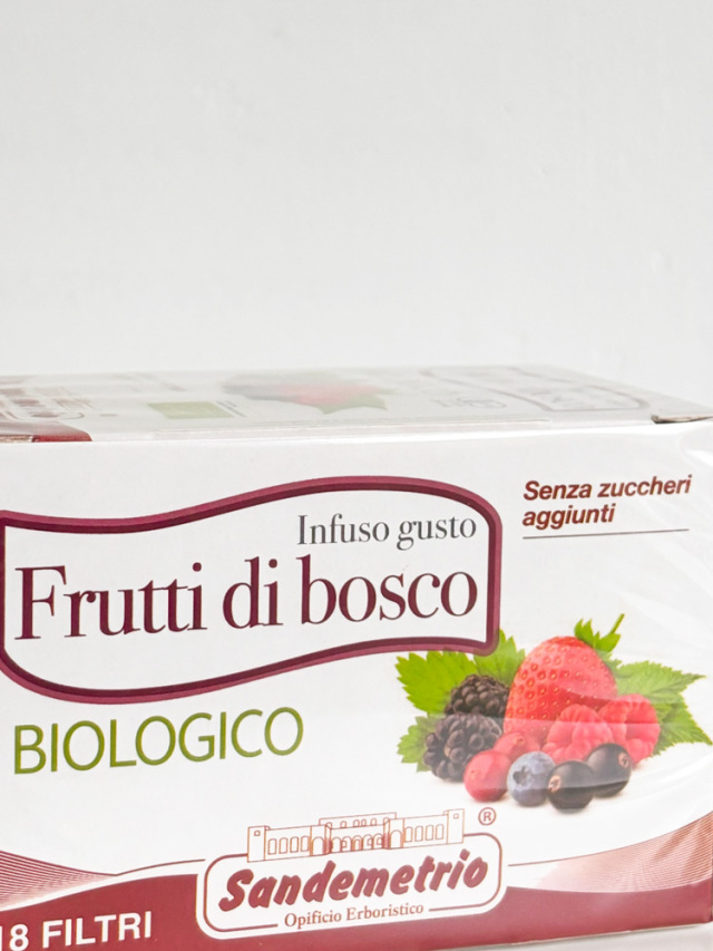 サンデメトリオ　オーガニック・ローズヒップベリーブレンドティー（ティーバッグ）18包入り