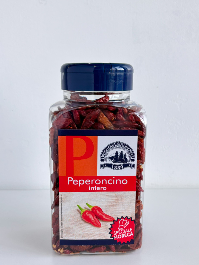 ペペロンチーノホール ドロゲリアアリメンターリ社