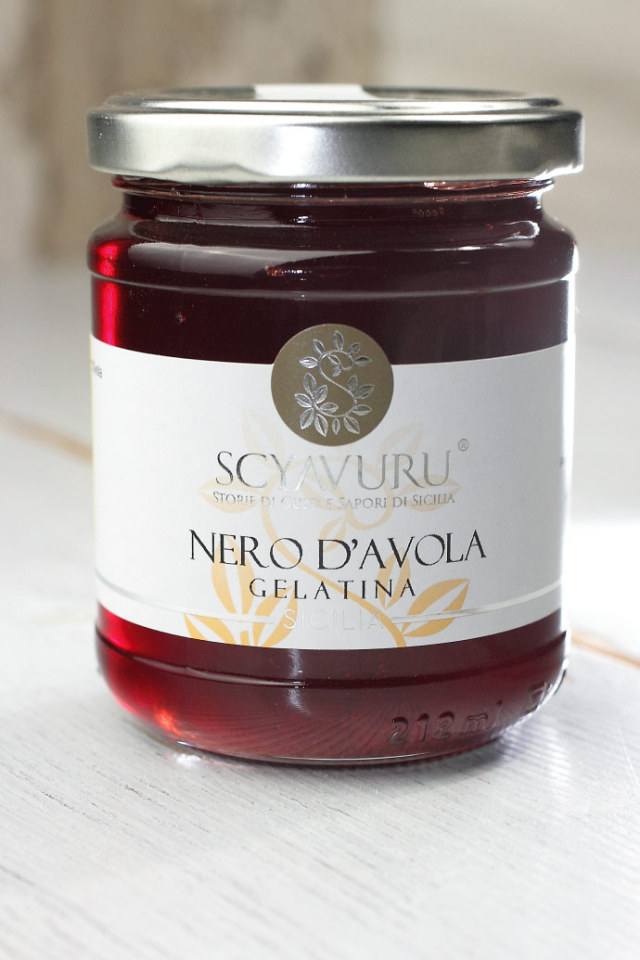 ワインゼリー (ジュレ) ネロ・ダーヴォラ シャブル社 イタリア産 (Italian Wine Jelly Nero D'avola by Scyavuru) 商品