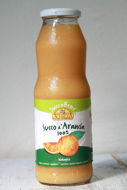 イタリア・アキレア　オレンジ100%ジュース