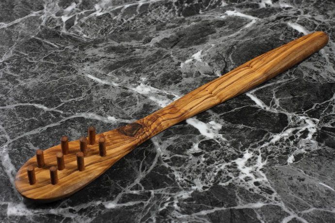 パスタ レードル アルテレニョ社 イタリア製 (Italian Pasta Ladle made by Arte Legno Olive Wood) 商品
