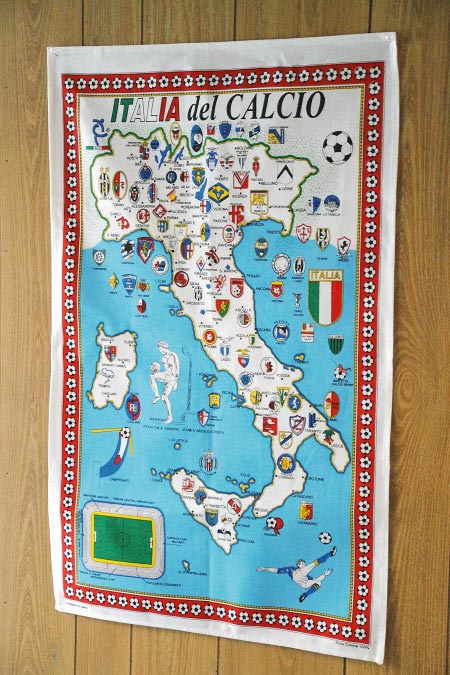 イタリア サッカーチーム タペストリー 商品