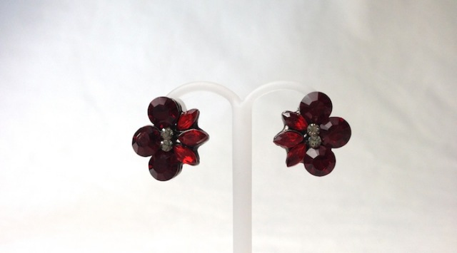 イヤリングALDANマルーンレッドメイン４