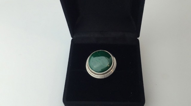 デンマーク産 ダイアゴナルストライプ マラカイトリング