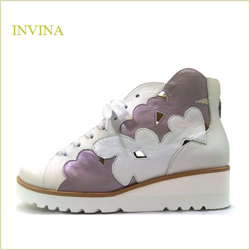 INVINA　インビナ  iv1694wt　ホワイト 【サラッと気持ちいい裏素材　リラックス効果のインソール　INVINA　ハート模様のショートブーツ】