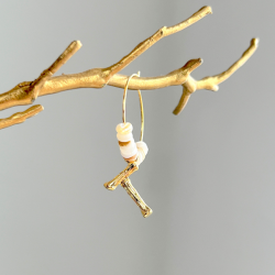 【サージカルステンレス】イニシャルピアス【メール便配送OK！送料250円】