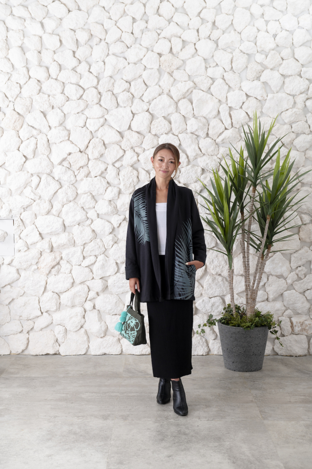 【新品 未使用】アロハコレクション ボストンバッグ ベージュ ハイビスカス 新品 未使用】アロハコレクション ボストンバッグ ベージュ