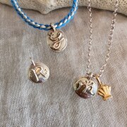 イニシャルトップ　シルバー 【Bonny Port 】 ※ペンダントTopのみ