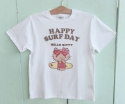 【Hello Kitty】Tシャツ＜SURFBOARD＞【Tシャツ2点までメール便配送OK！送料250円】