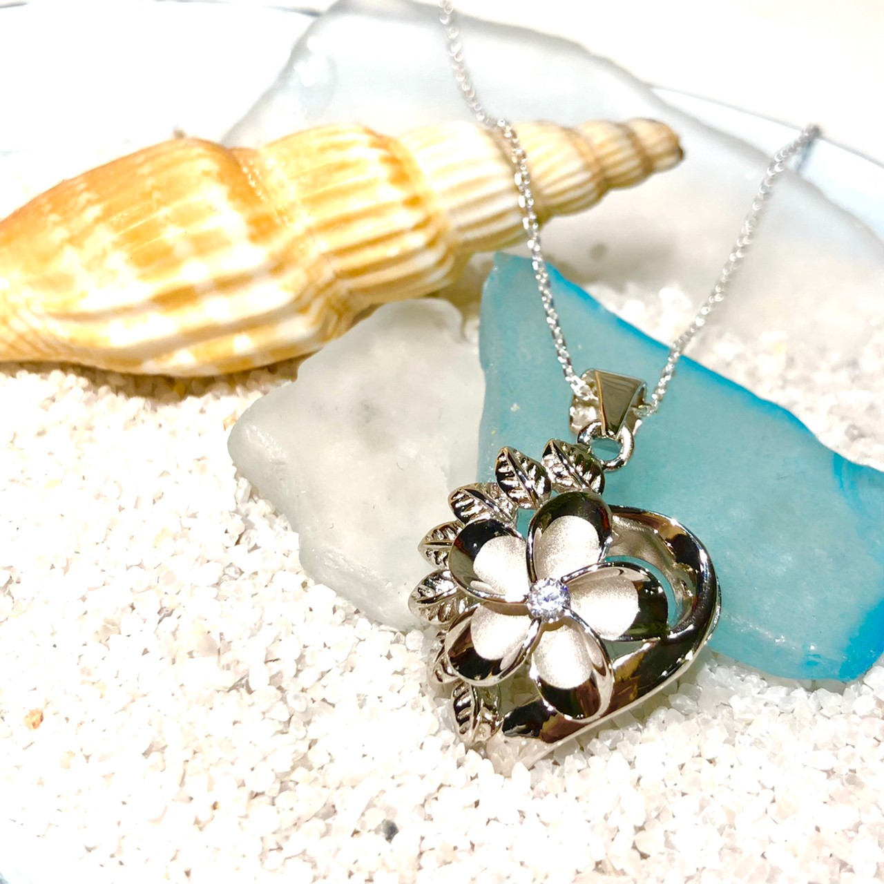 ハートプルメリアのネックレス(セット)