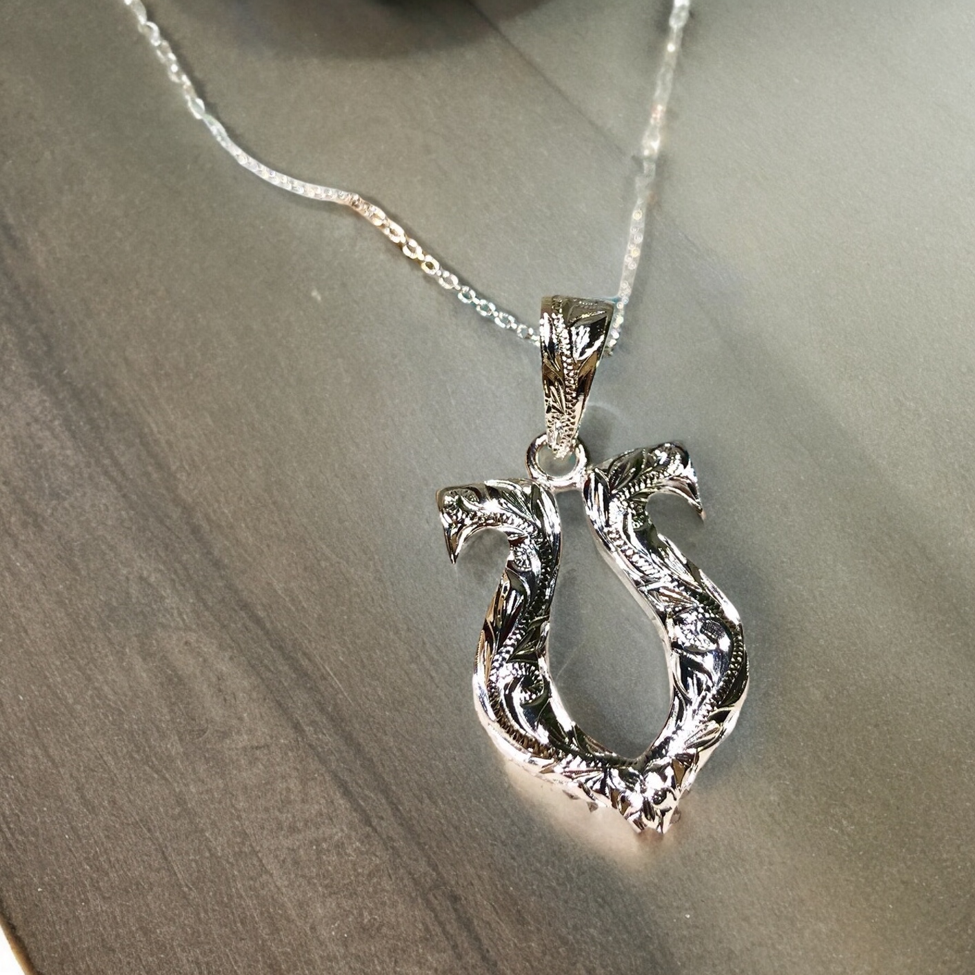 ホースシューのネックレス(セット)SV