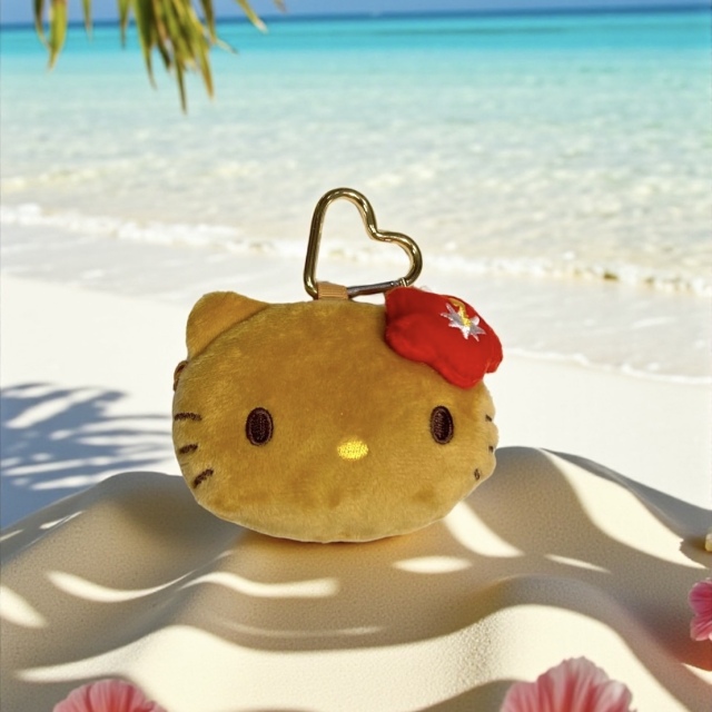 HELLO KITTY日焼け カラビナ付き小銭入れ
