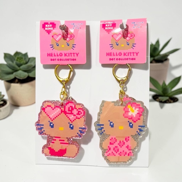 HELLO KITTYミラー付キーリングDOT
