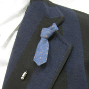 【LEGENDS【vol.1】WinkUP6月号雑誌掲載】【新着】Cuirs(キュイー）メンズラペルピン　ネクタイモチーフピンバッジ新作デザイン