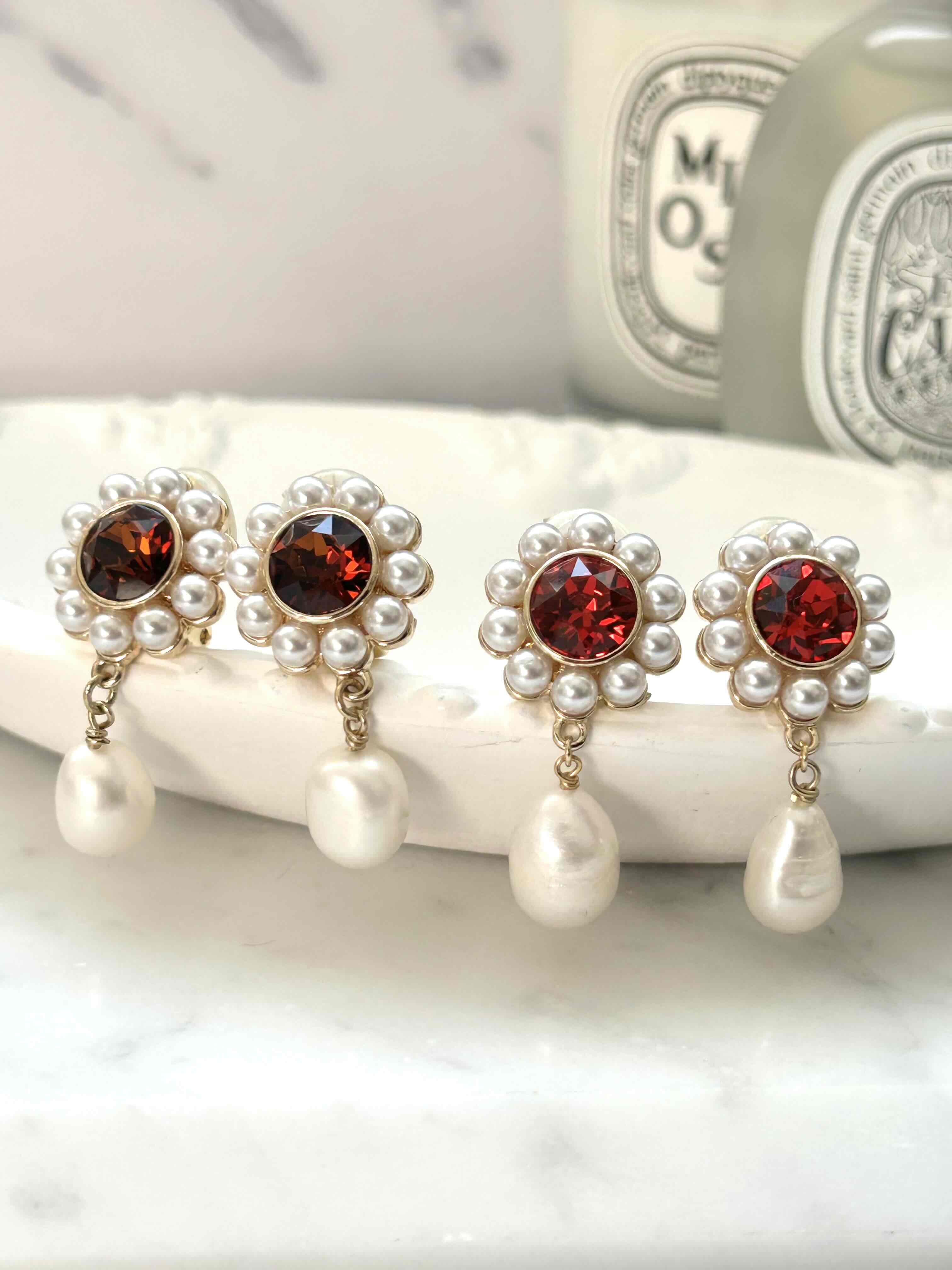 (限定カラーレッド登場) ピアスみたいに見えるイヤリング FLOWER SMILE EARRING