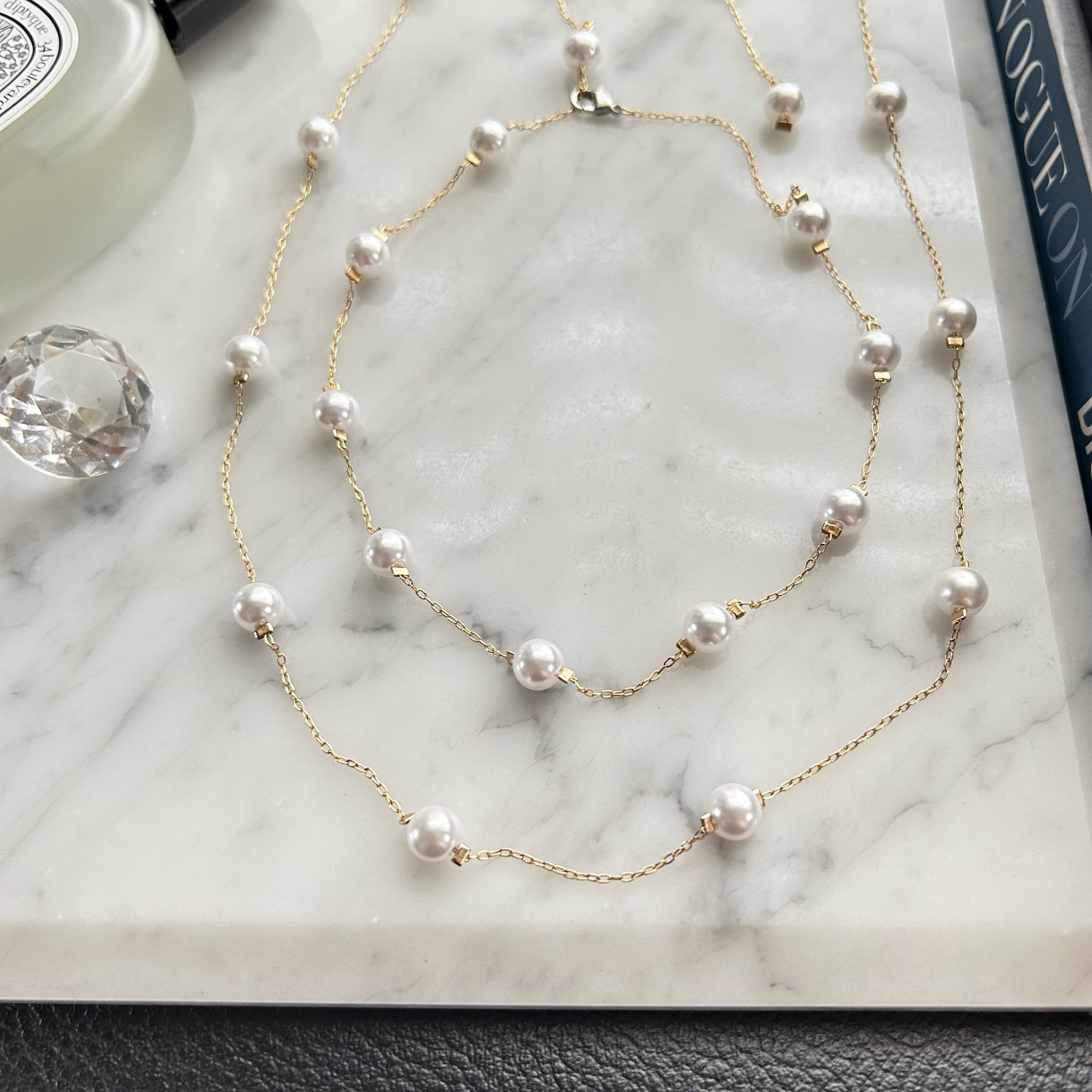 パールラウンドネックレス