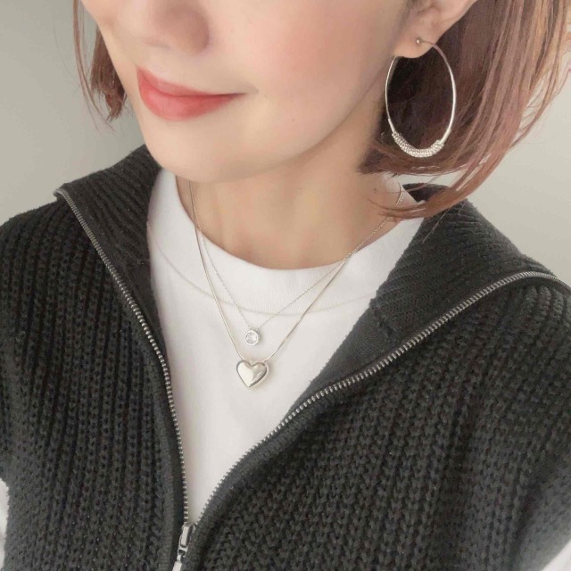 大きめフープのゴールドフープイヤリング