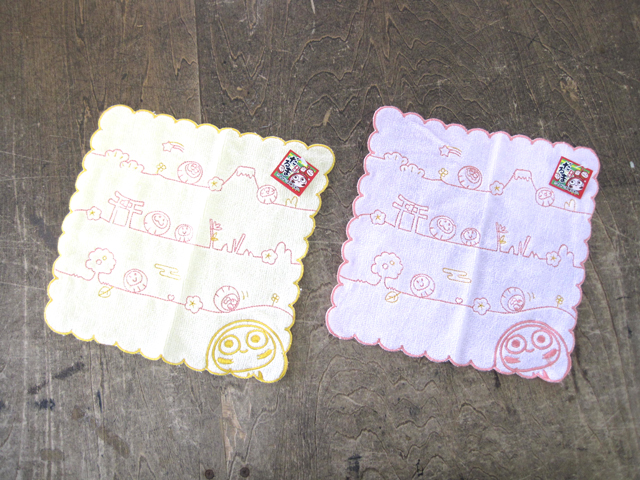 刺繍ハンカチタオル ダルマ
