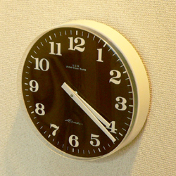 ac0181ドイツ製ウォールクロック*amber design*北欧家具やビンテージ雑貨等のインテリア通販