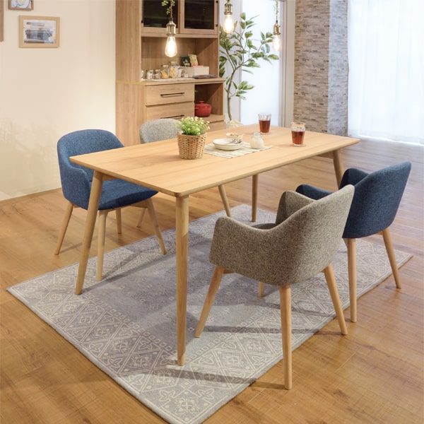 ４人掛けダイニングセット　ナチュラル