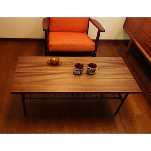 無垢材とアイアンのコーヒーテーブル