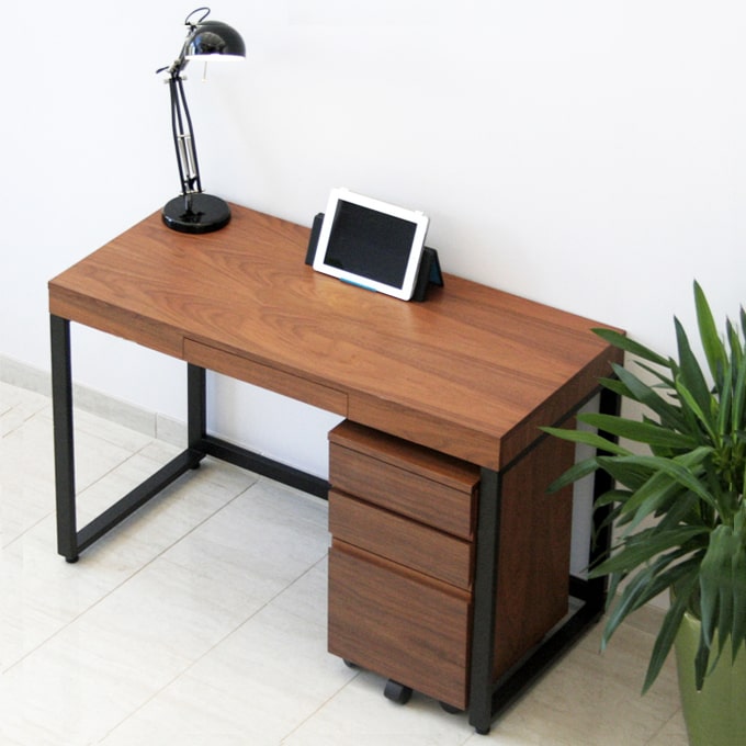 ウォールナット鉄脚デスクひきだしワゴン付き