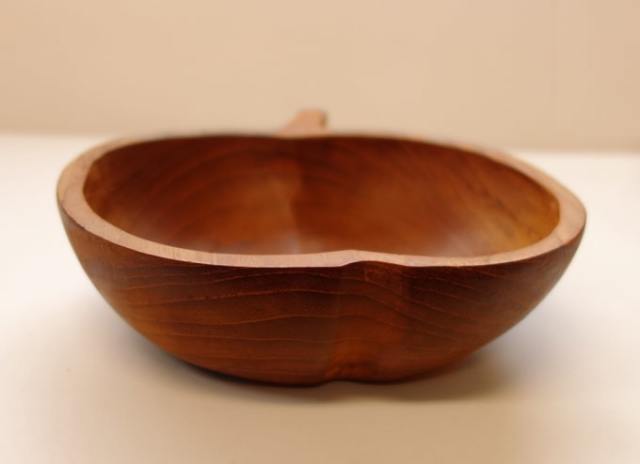 ヴィンテージ木製ボウル　アップル
