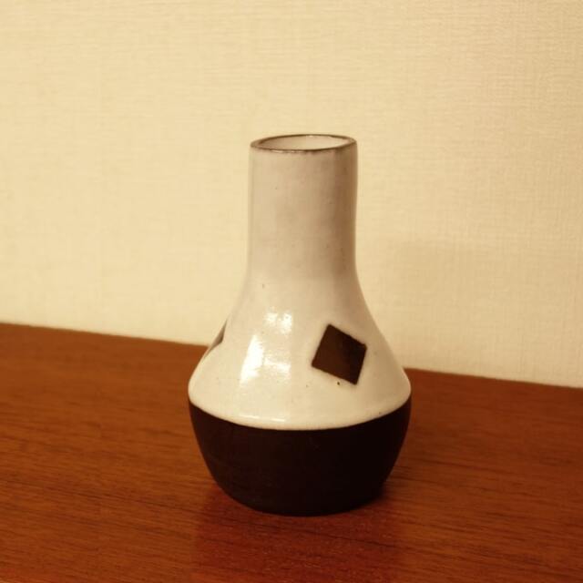 ビンテージ陶器フラワーベース　一輪挿し