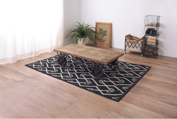モダンな幾何学模様のコットンラグ