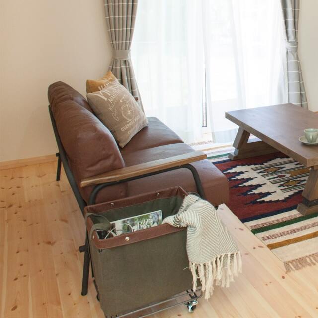 ブラウン色ソフトレザーソファ