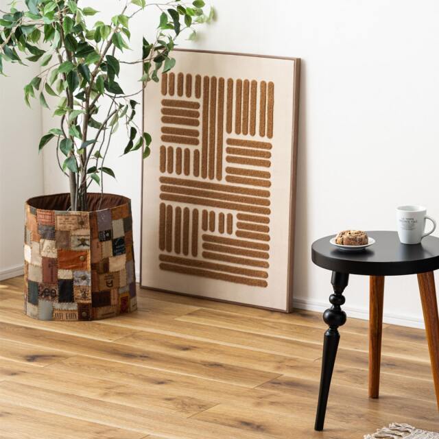 ファブリック張りのアートパネル　ブラウン