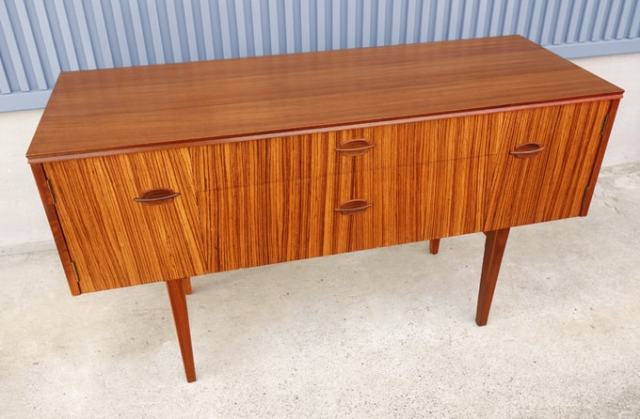 ヴィンテージ　ローボード