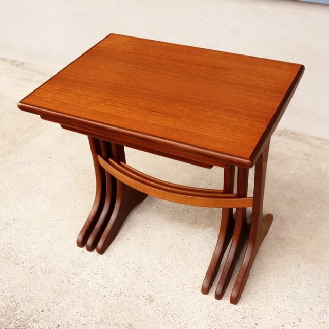 G-PLANネストテーブル　入れ子