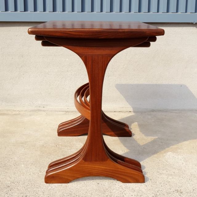 ヴィンテージ木製ネストテーブル側面