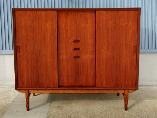 北欧ヴィンテージ収納キャビネット