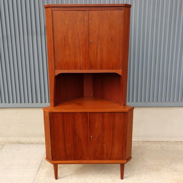 ヴィンテージ木製コーナーキャビネット