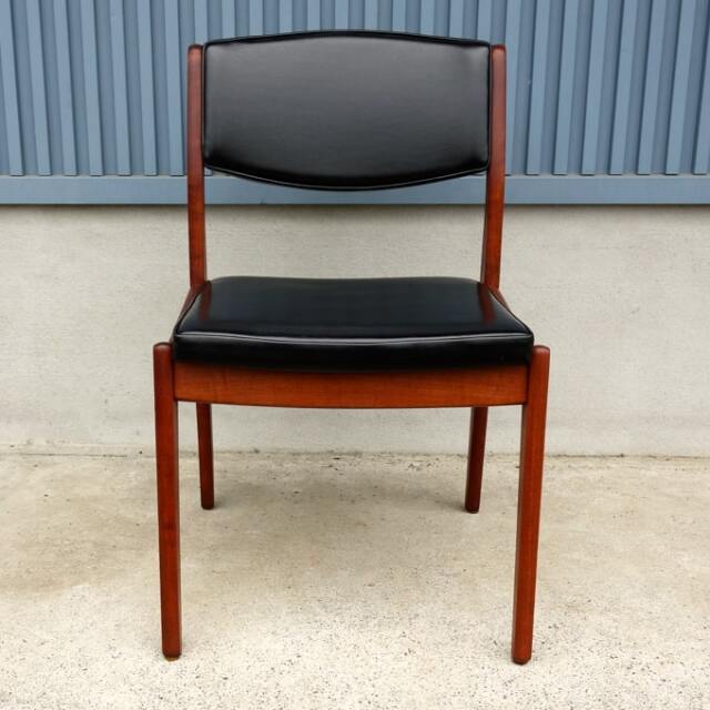 ヴィンテージのダイニングチェア黒｜北欧家具アンバーデザイン 